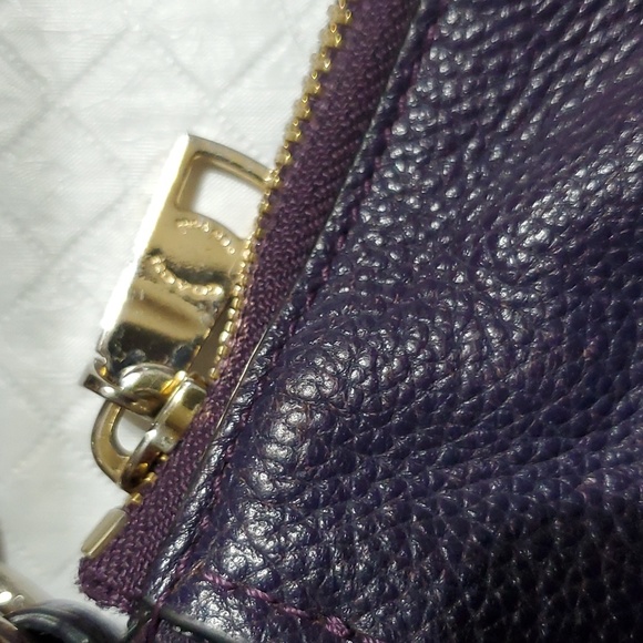 Coach 24771 turnlock hobo - Picture 4 of 12